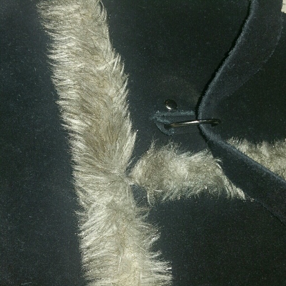 ANA boots with the Faux Fur - Picture 3 of 7